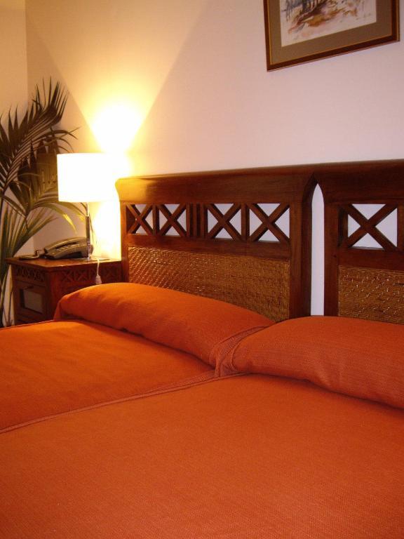 Posada Mar De Santillana Ubiarco Rom bilde